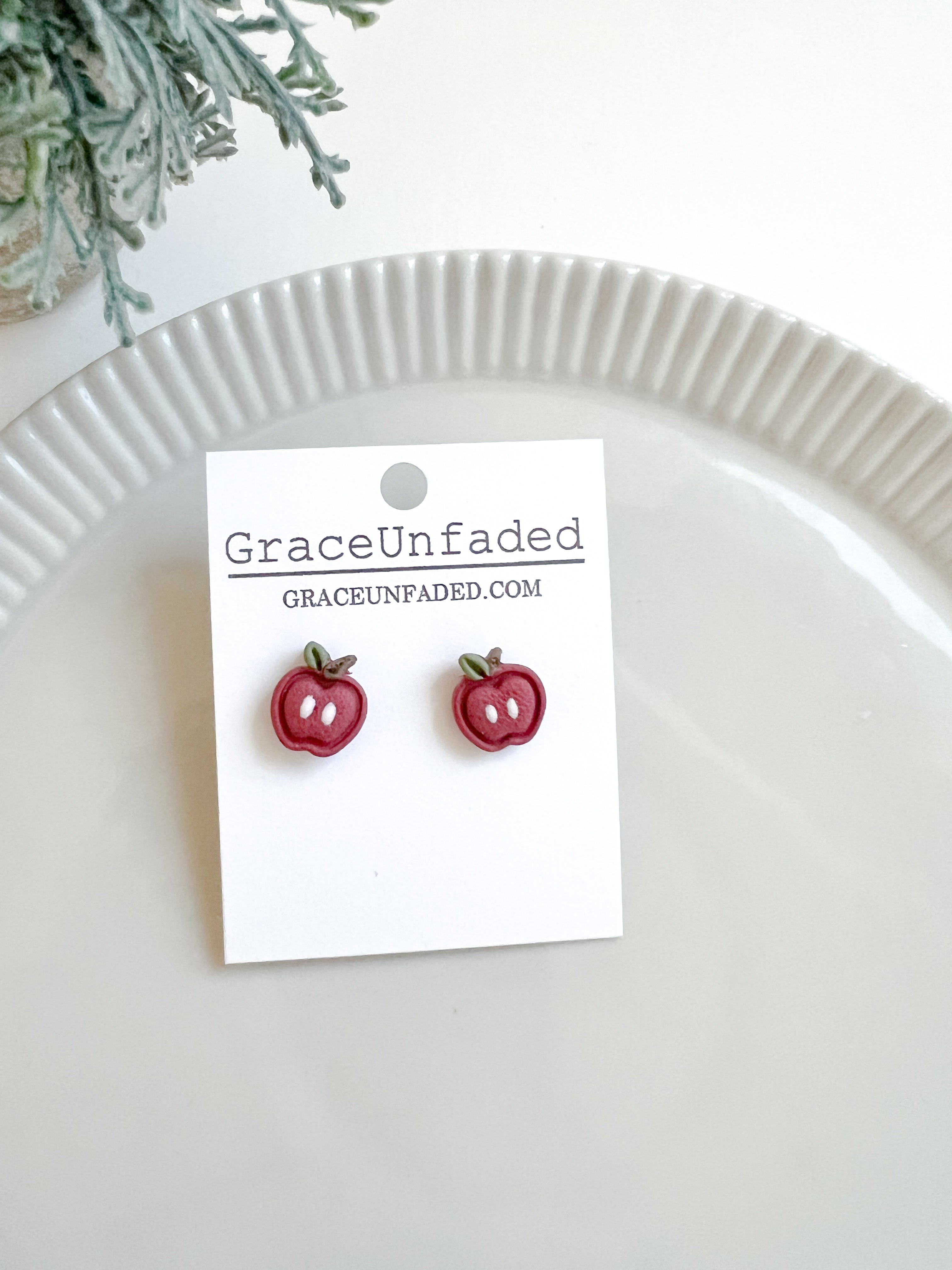 Apple Stud