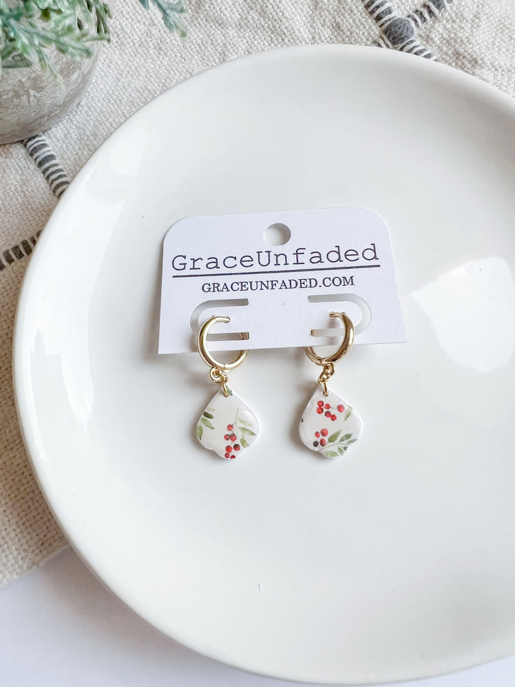 Simple Poinsettia Floral Drop