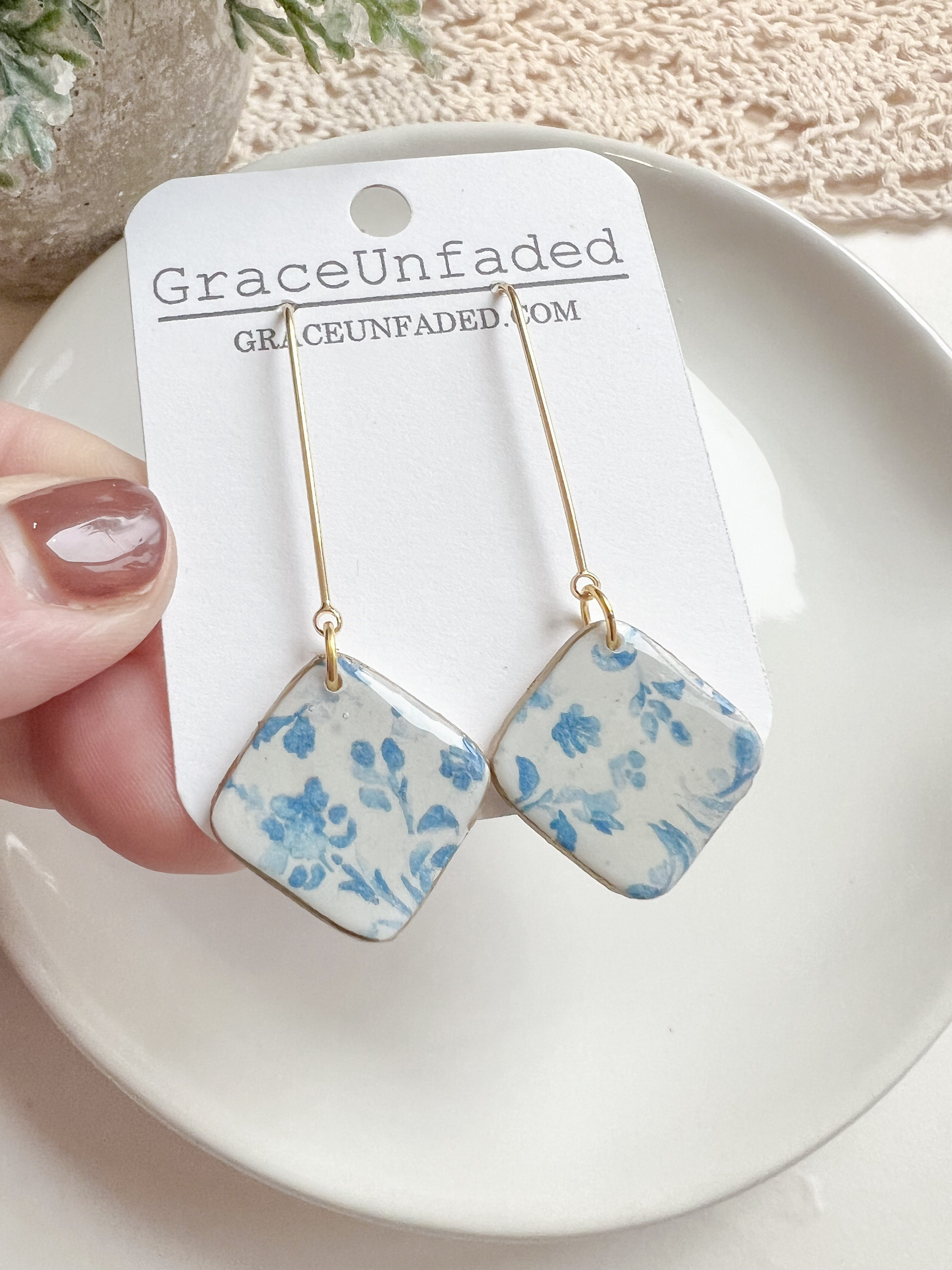 Blue Floral Diamond Drop