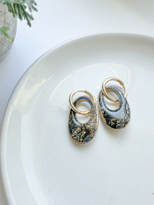 Cracked Stone Collection -  Oval Hoop
