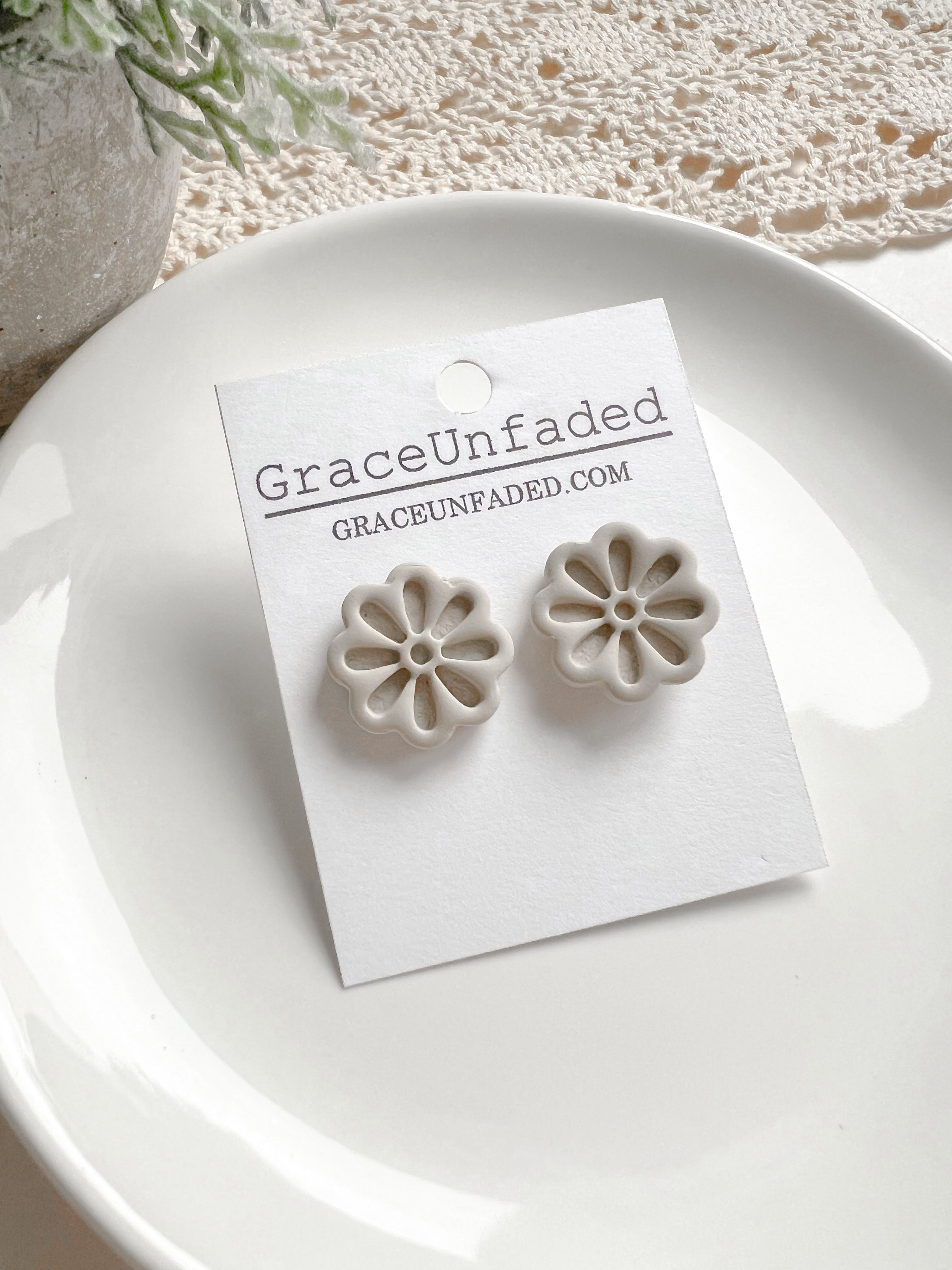 Flower Stud (Multiple Colors)