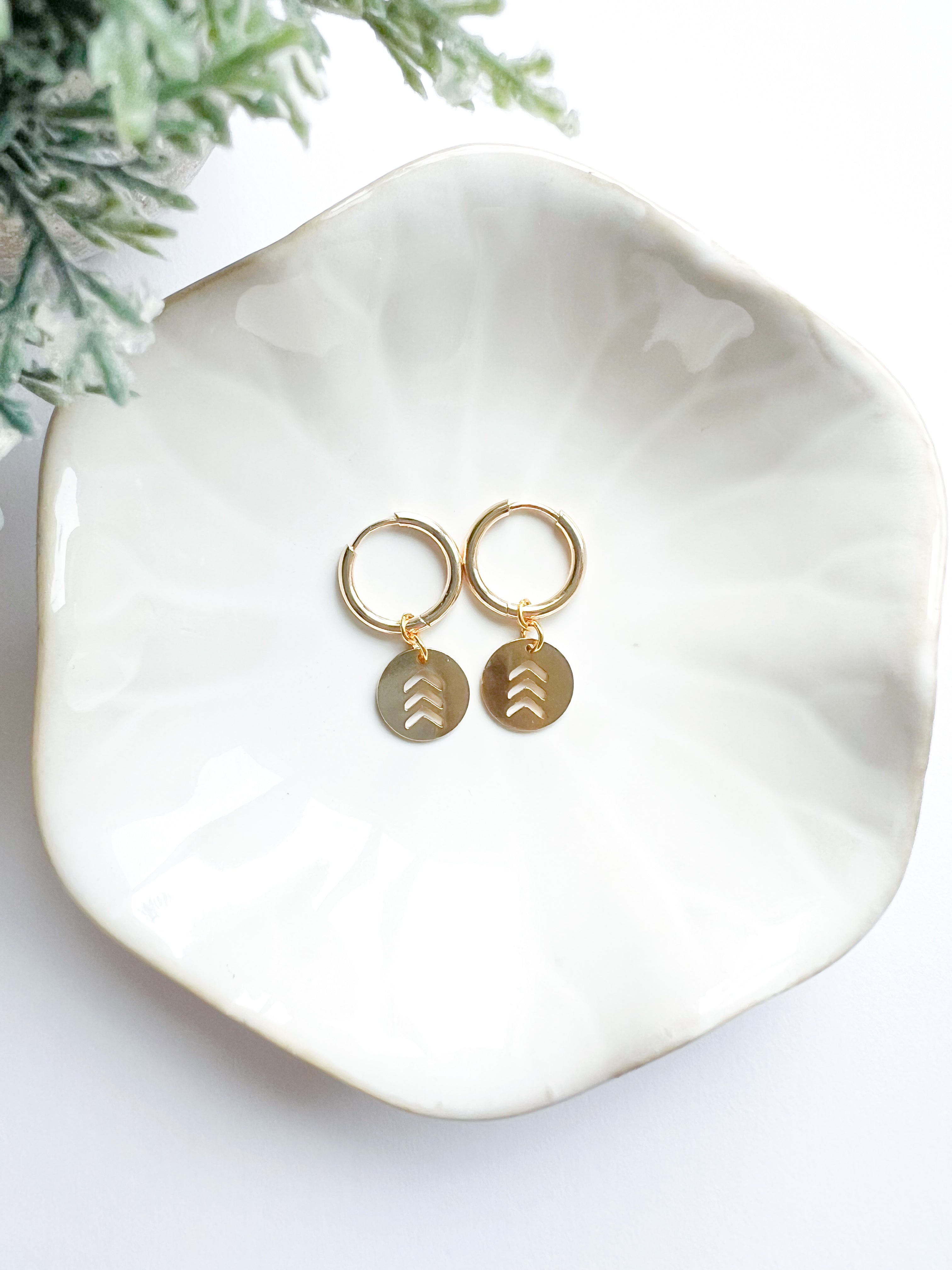 DS Awareness Gold hoop with charm