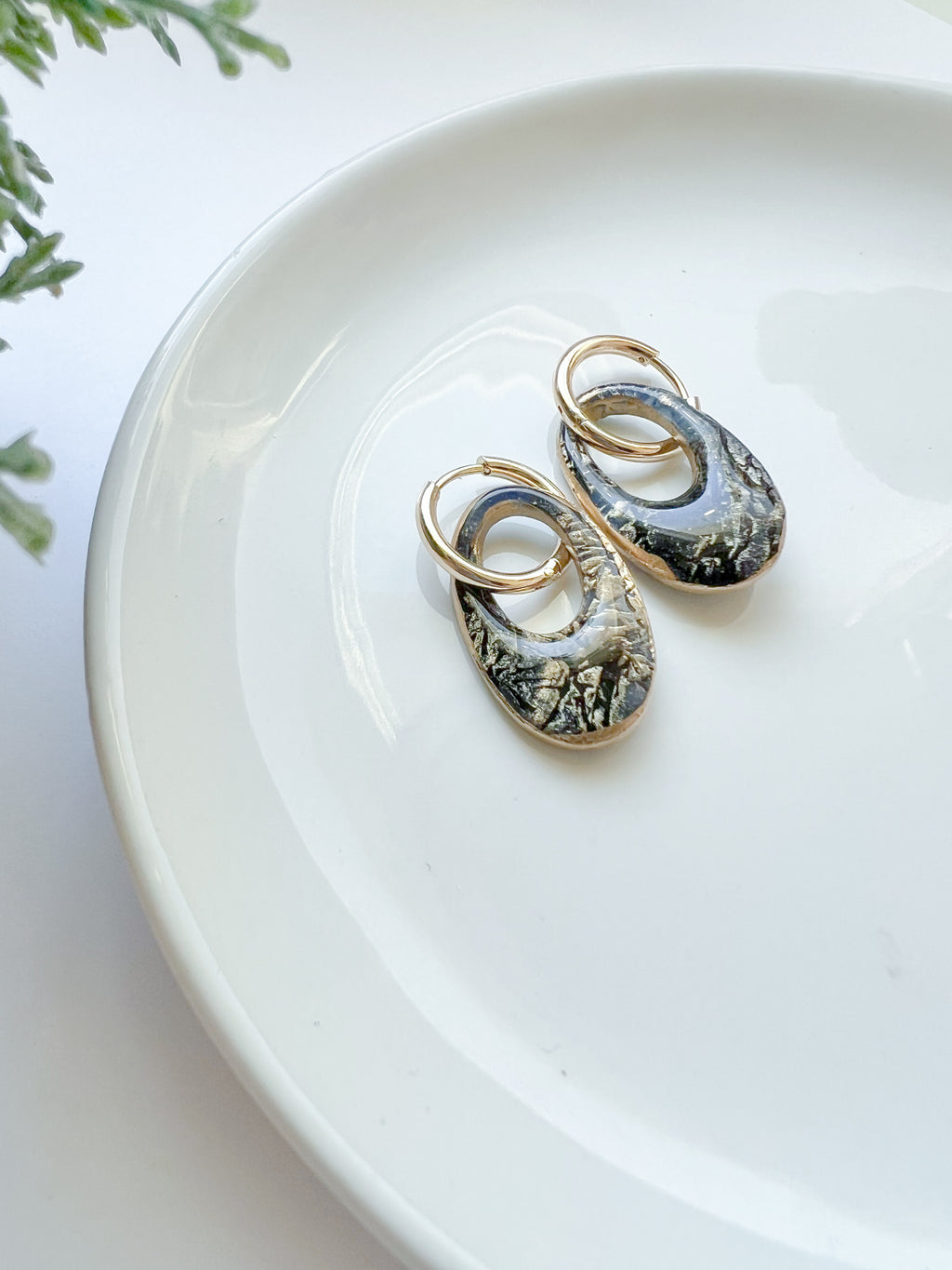 Cracked Stone Collection -  Oval Hoop