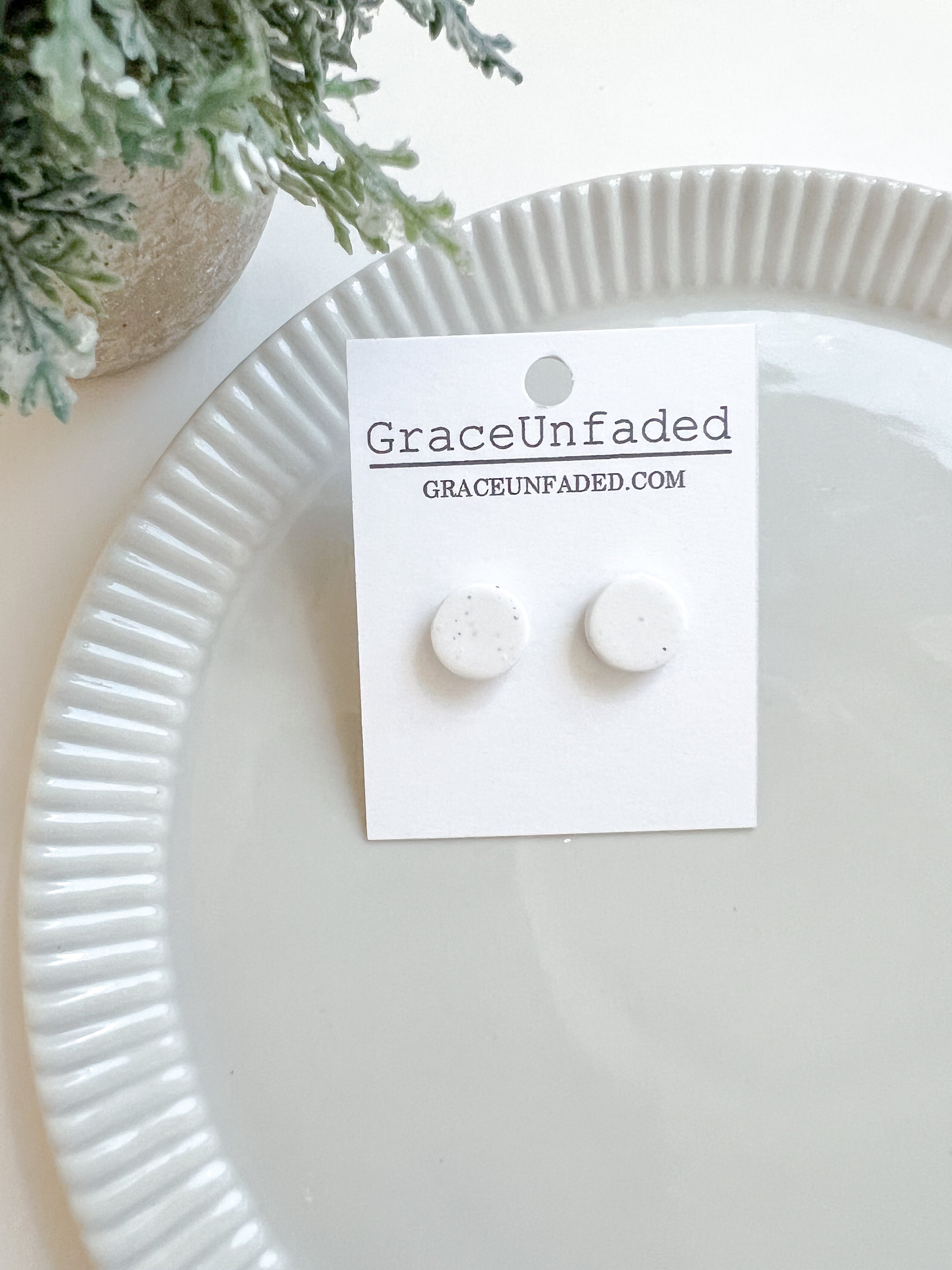 White 12mm Stud