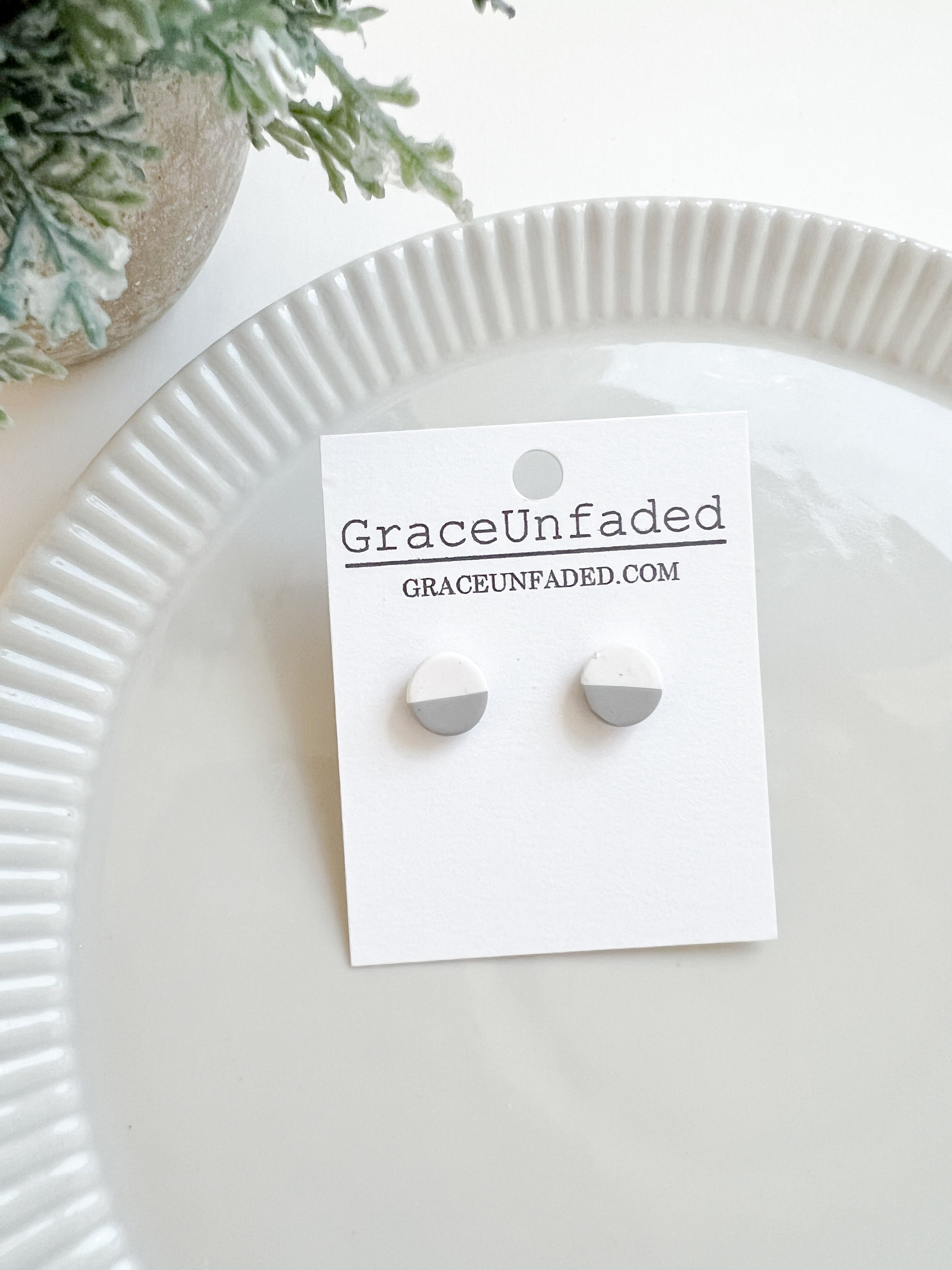 Grey and White 10mm Stud