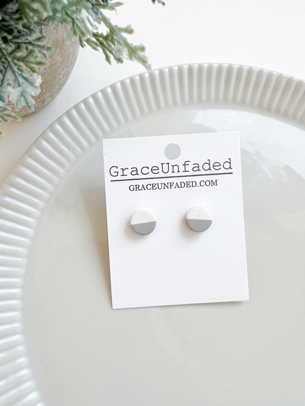 Grey and White 10mm Stud