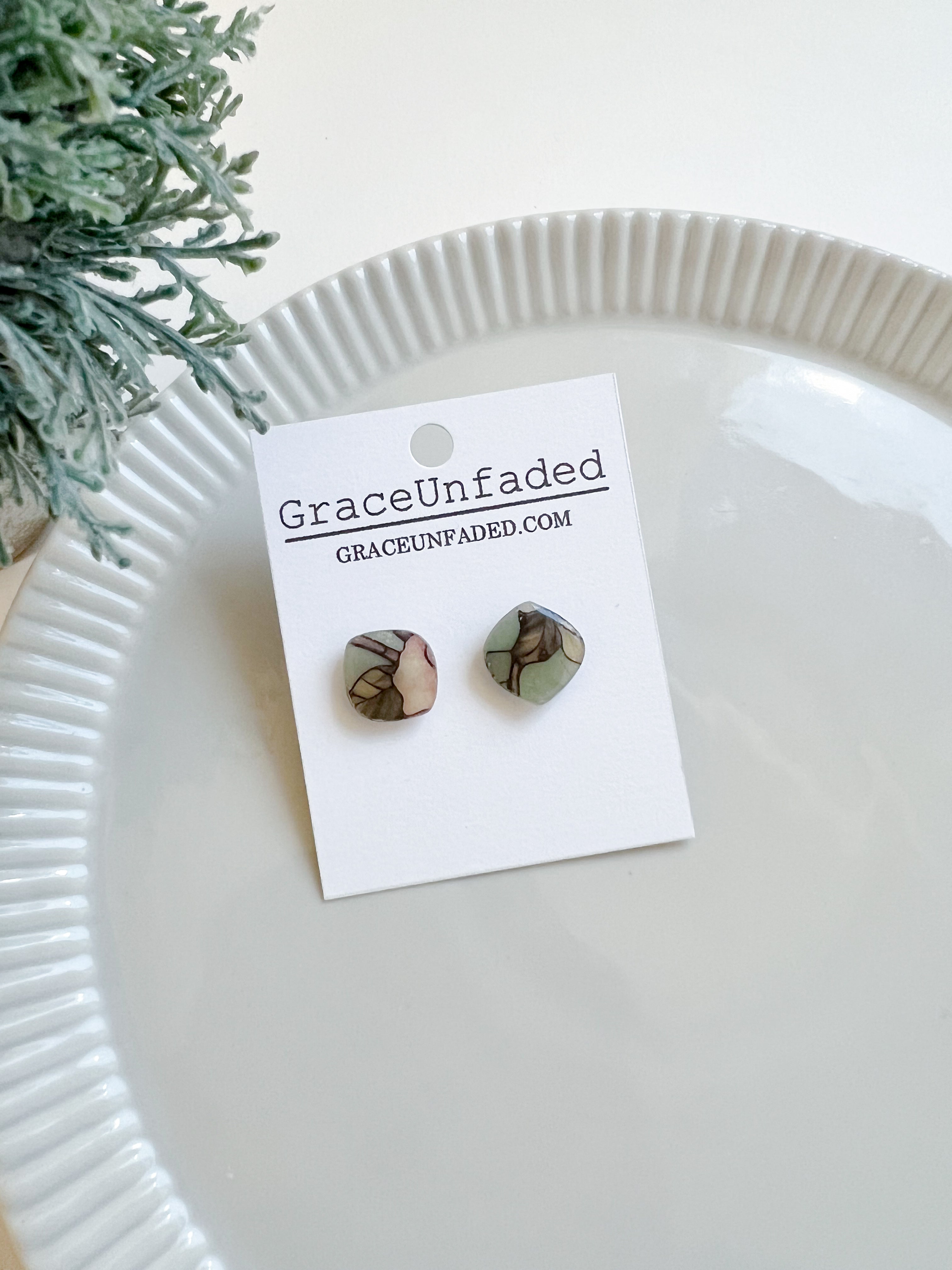 Stained Glass Round Diamond