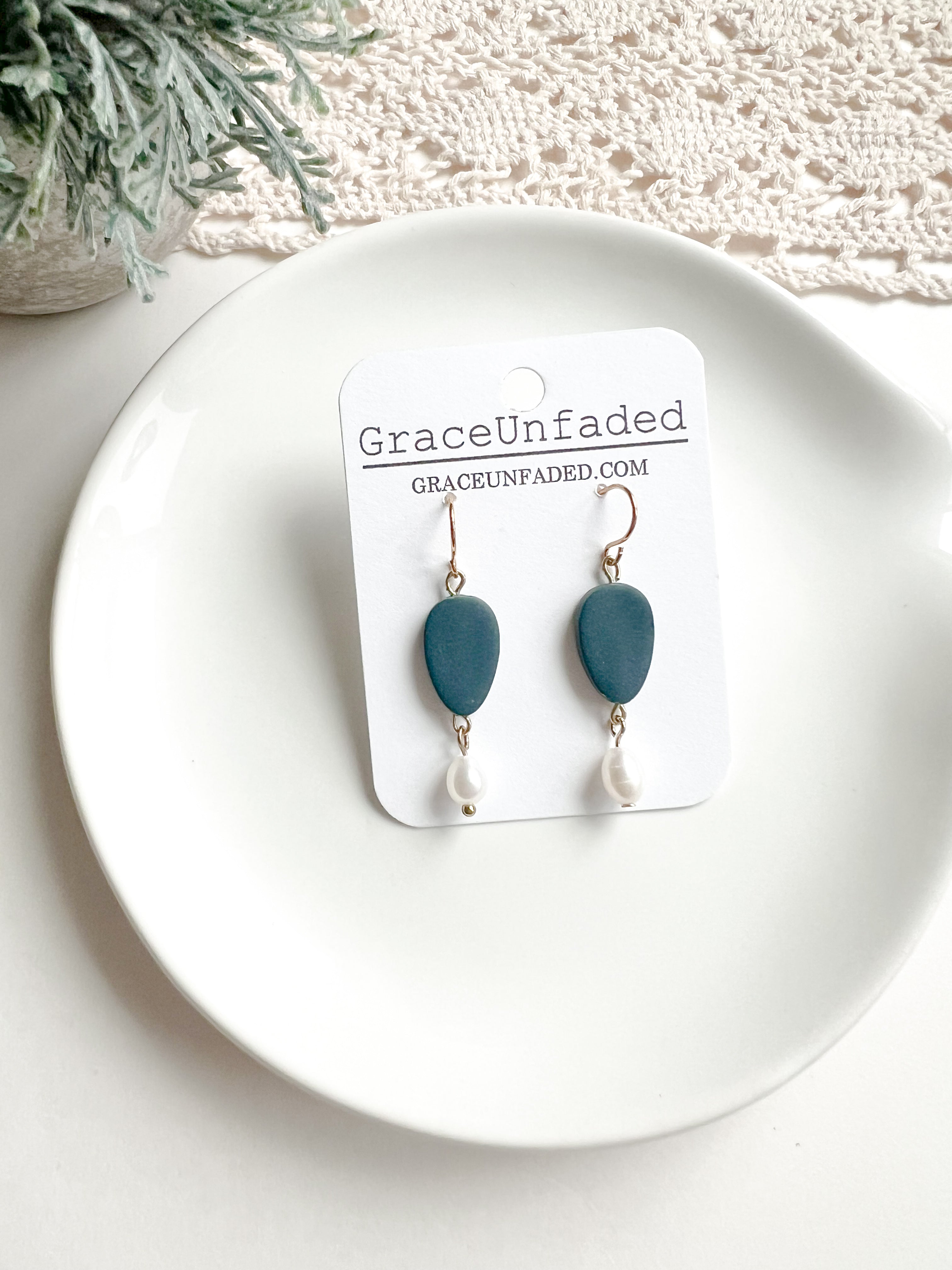 Pearl Drop (Multiple Colors)