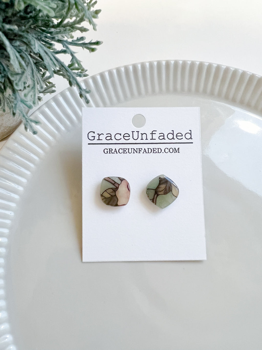 Stained Glass Round Diamond