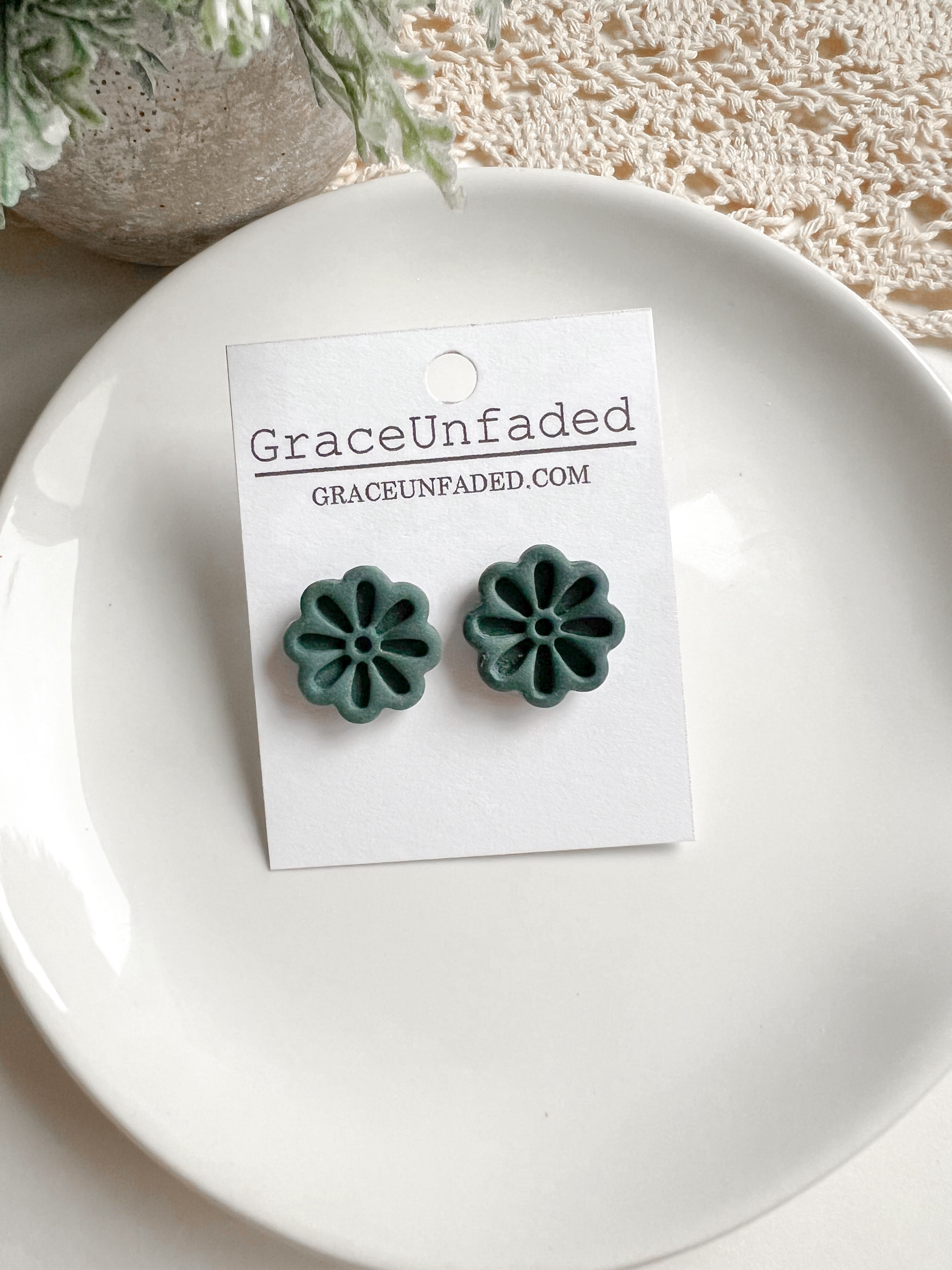 Flower Stud (Multiple Colors)