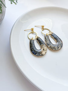 Cracked Stone Collection -  Brass Drop