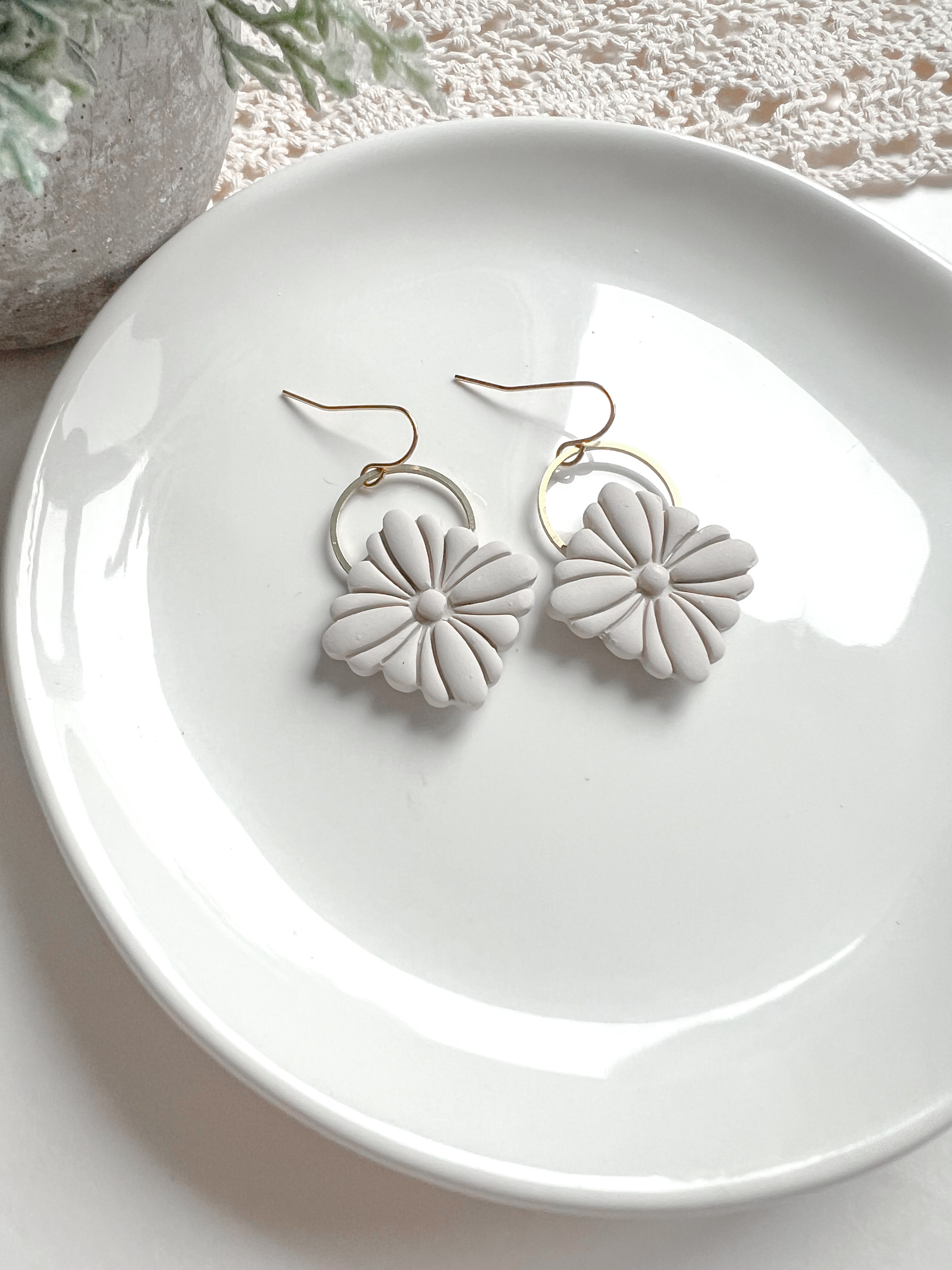 Clay Brass Drop (Multiple Colors)