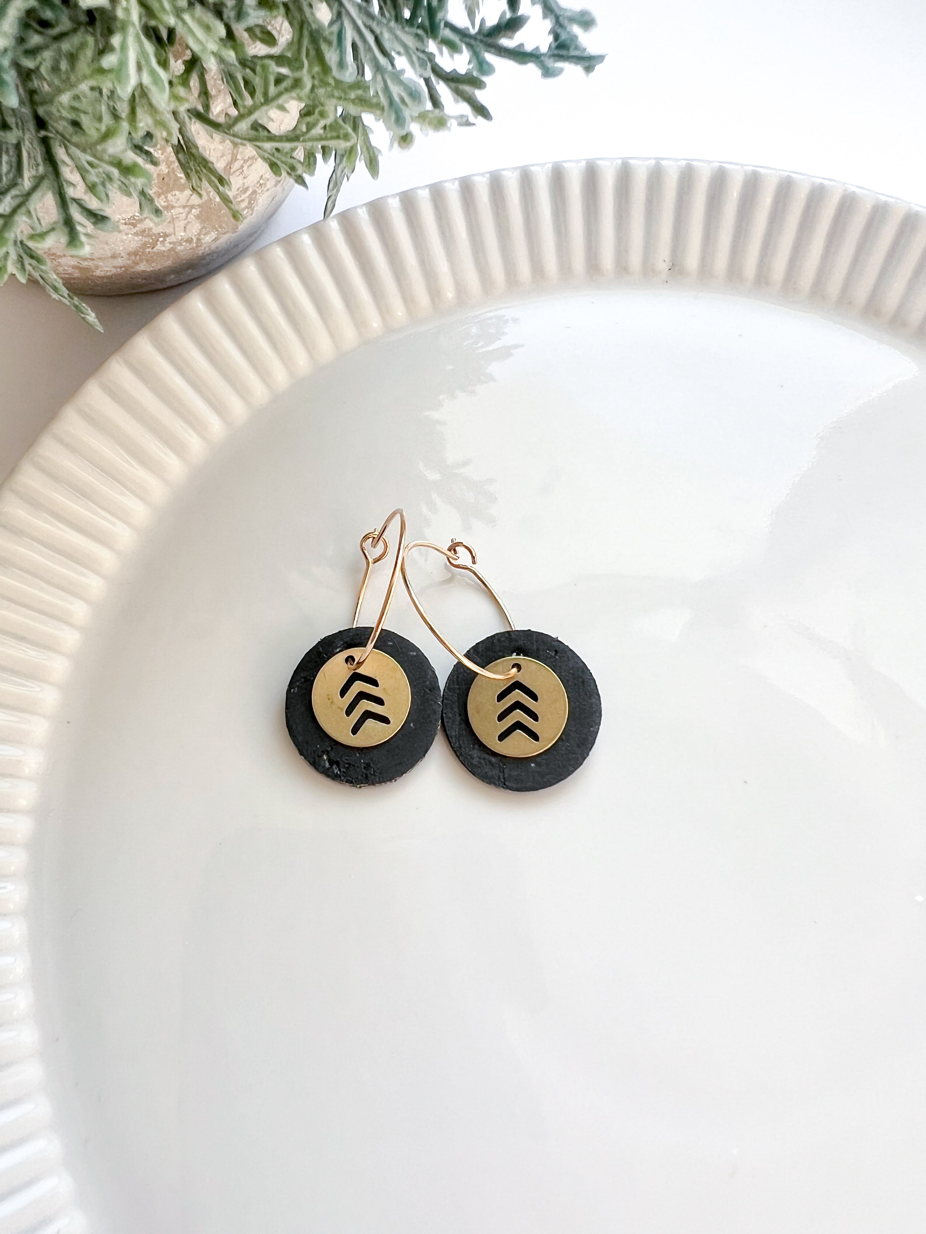 DS Awareness Leather Hoop