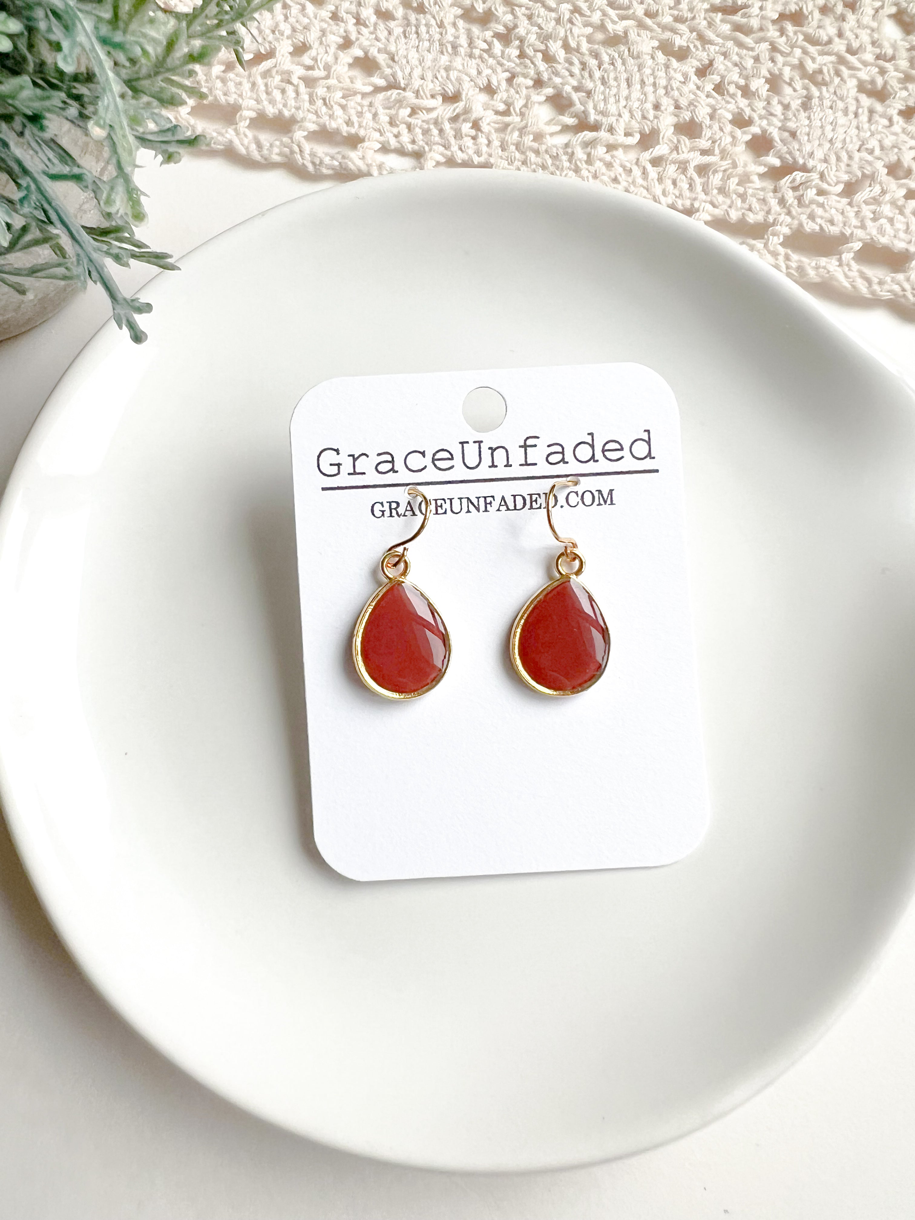 Resin and Clay Teardrop -2 colors