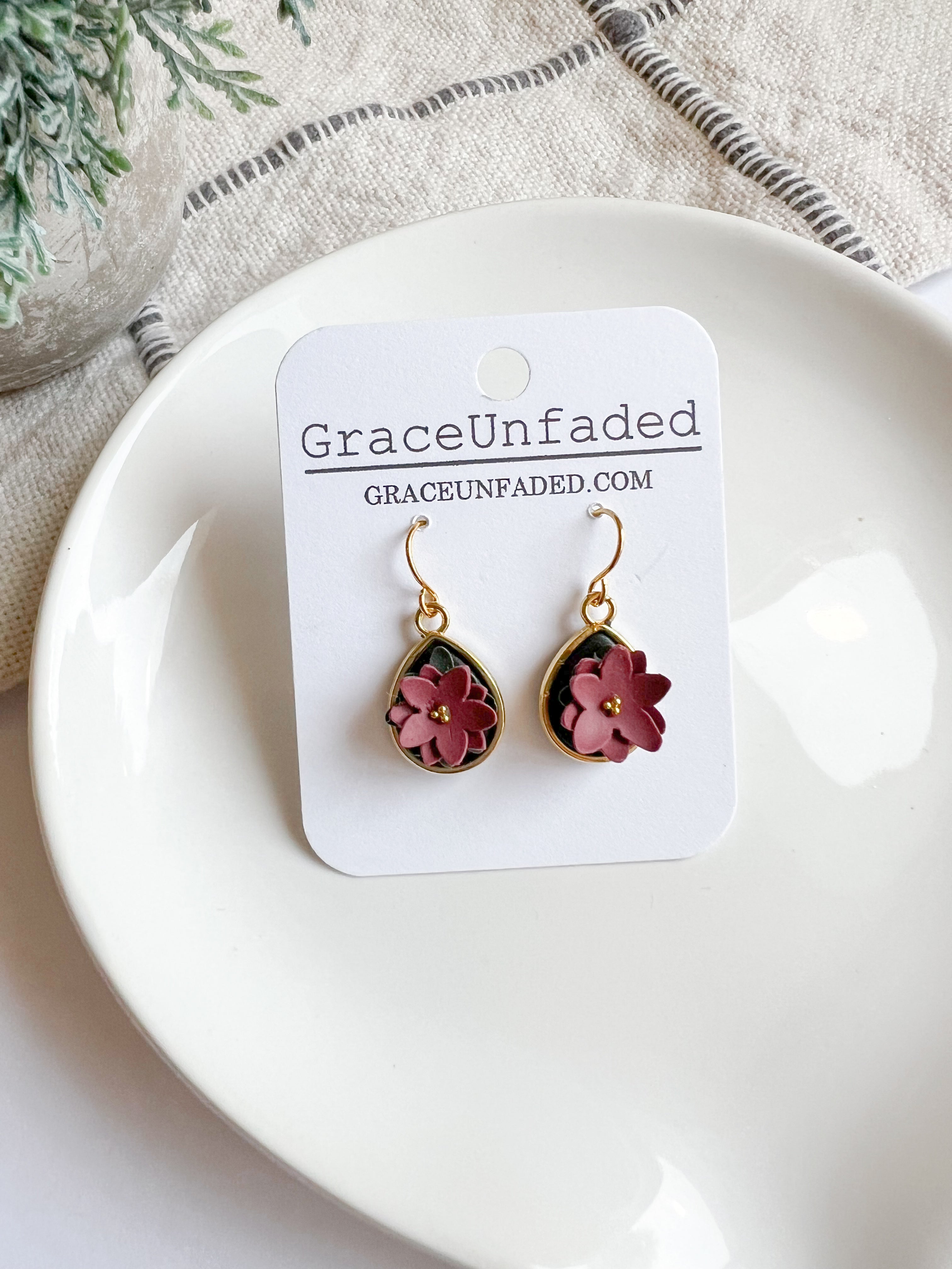 Christmas Poinsettia Drop