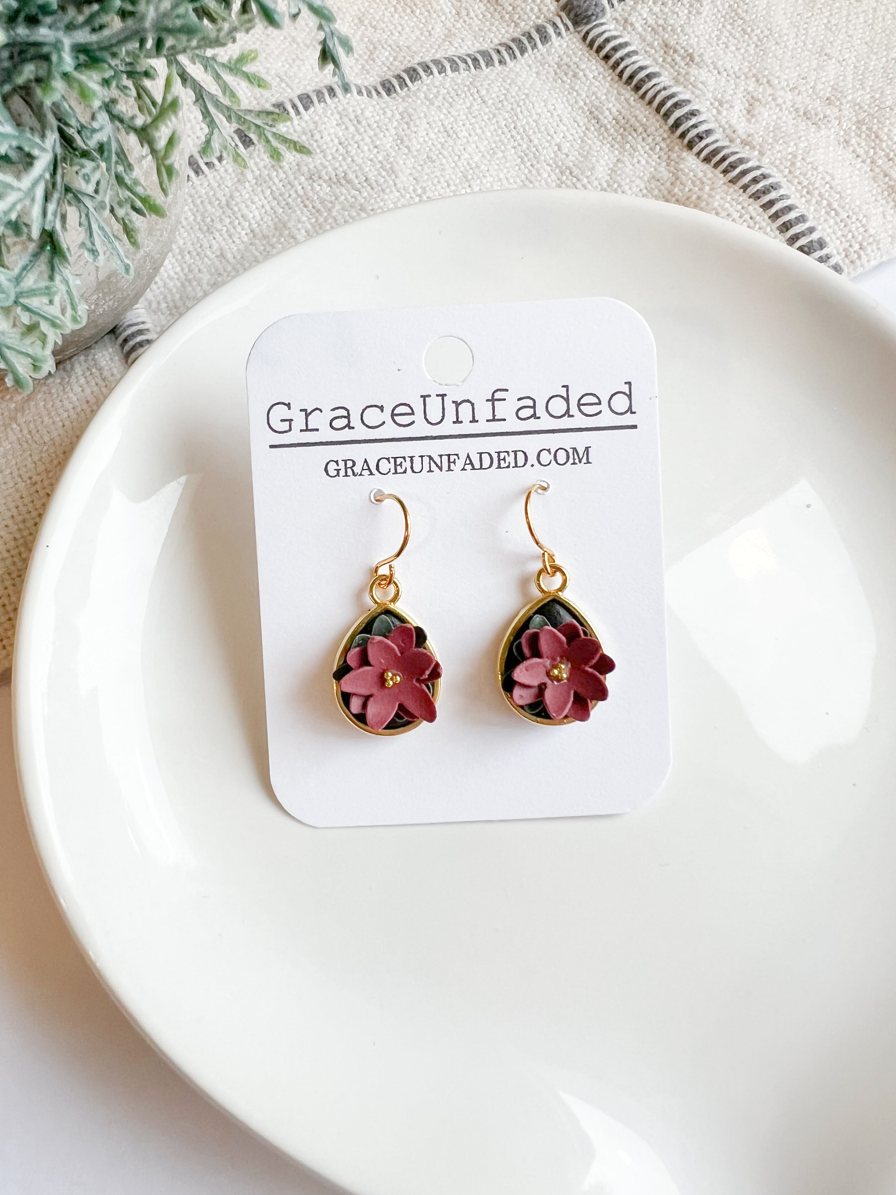 Christmas Poinsettia Drop