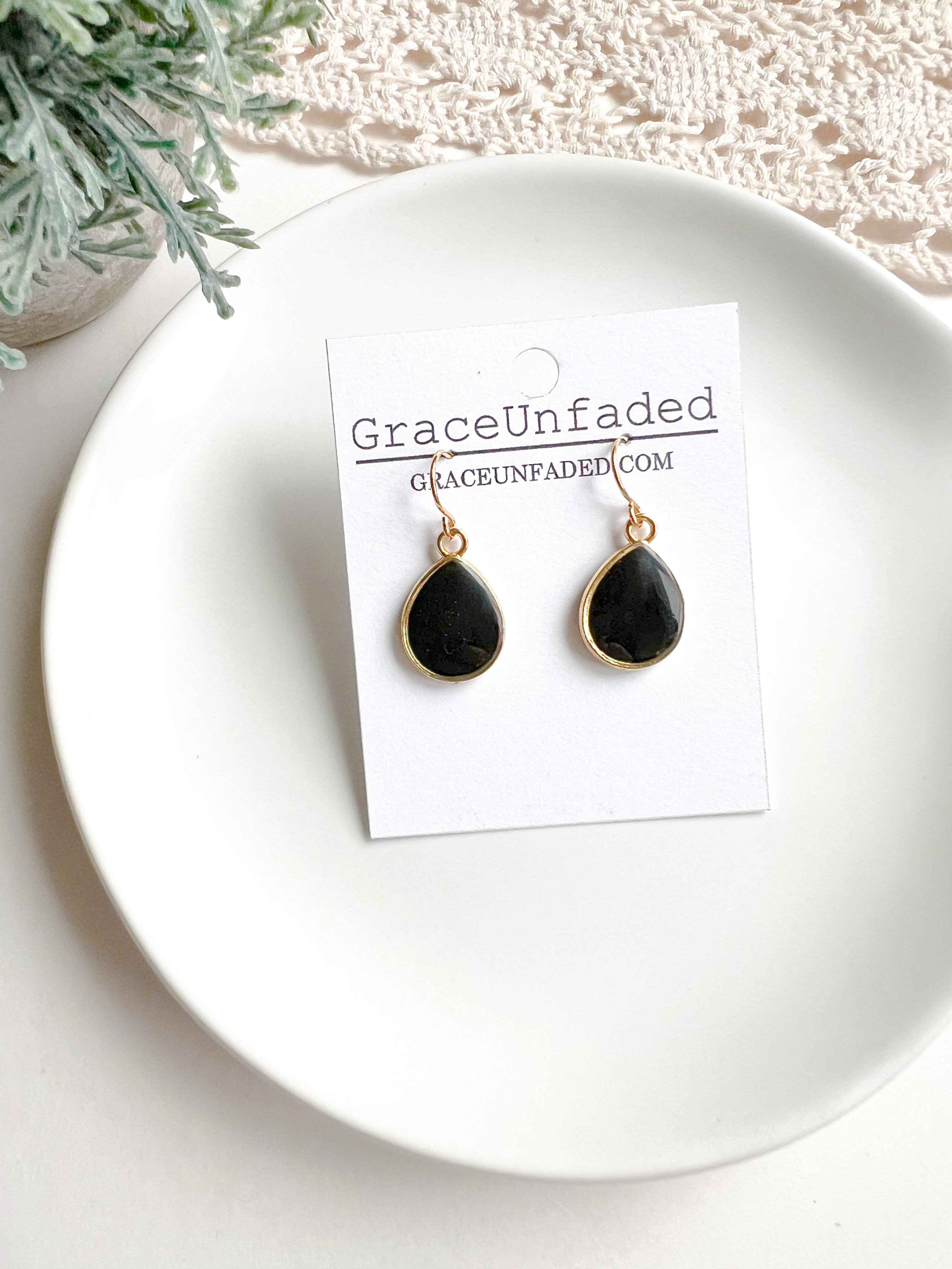 Resin and Clay Teardrop -2 colors