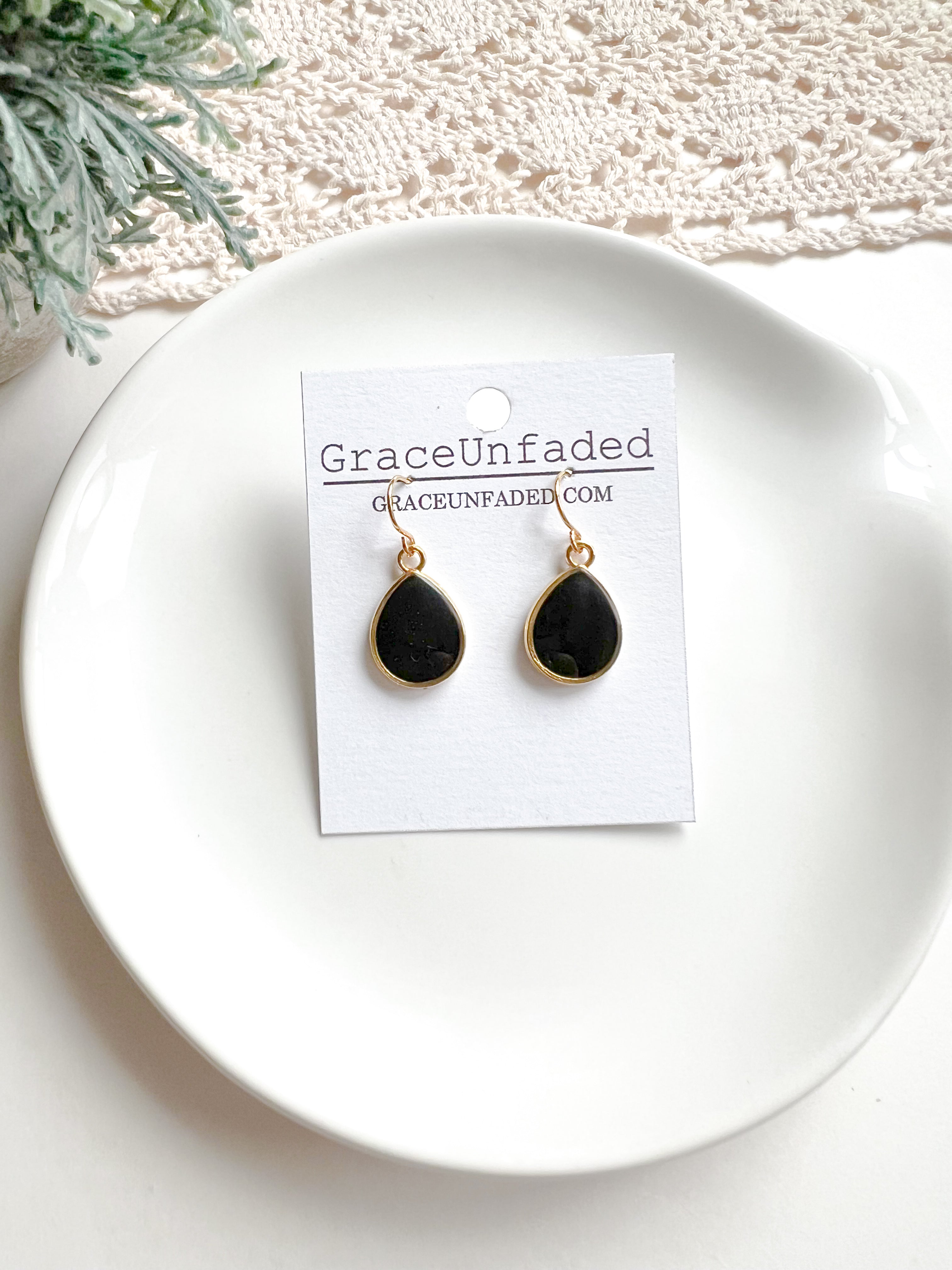 Resin and Clay Teardrop -2 colors