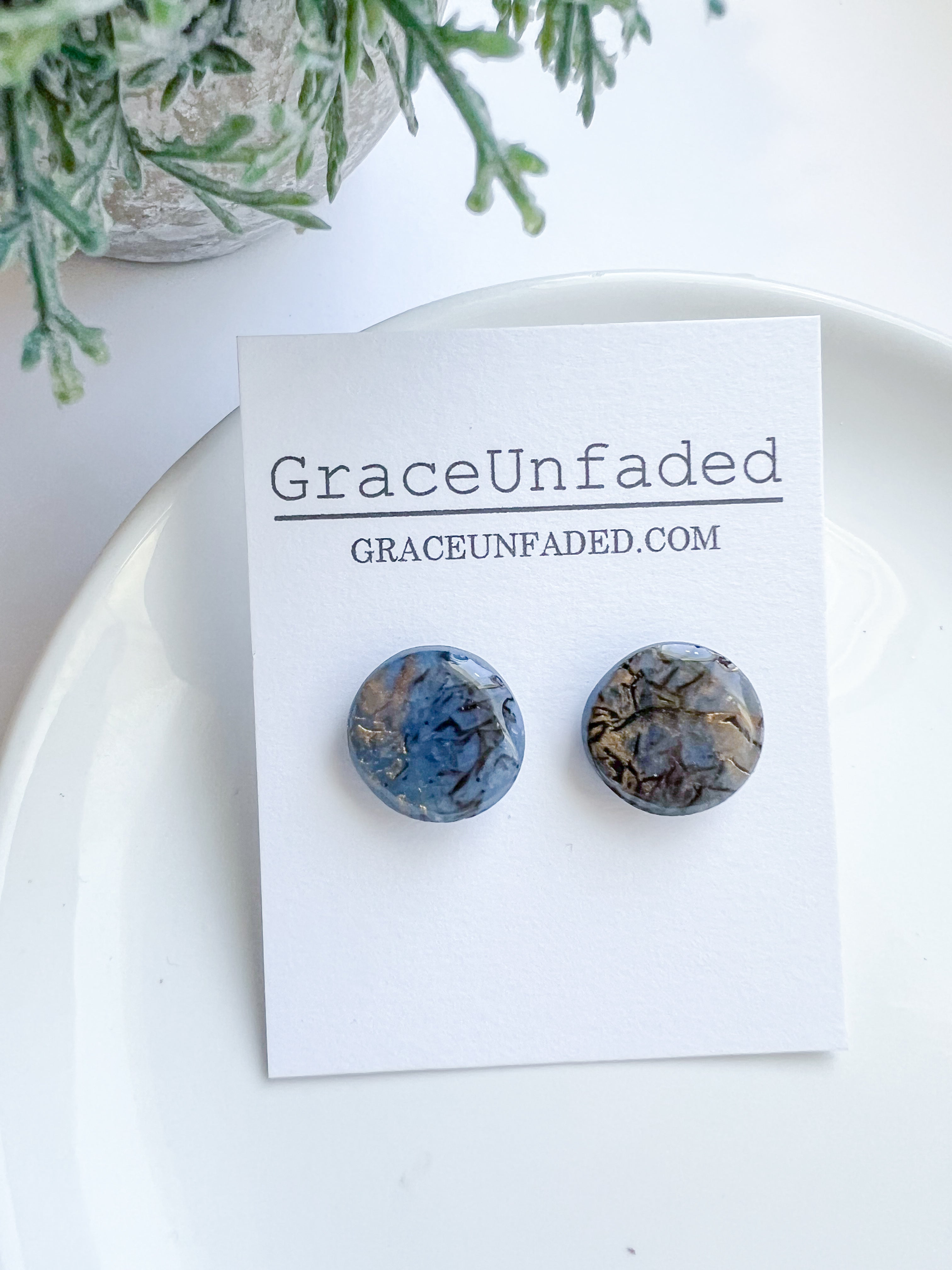 Cracked Stone Collection - Stud