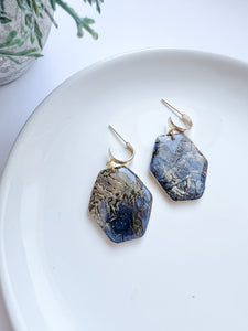 Cracked Stone Collection - Hexagon Drop