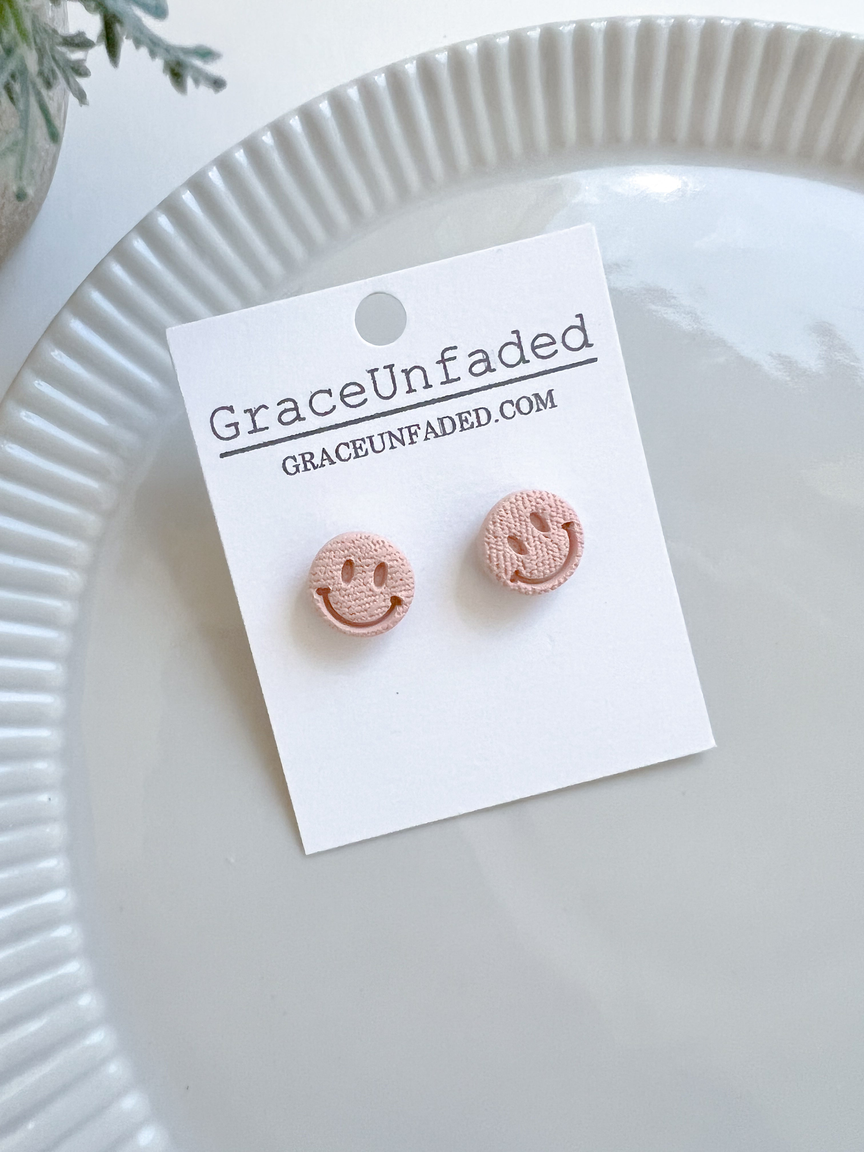 Happy Face (2 colors)