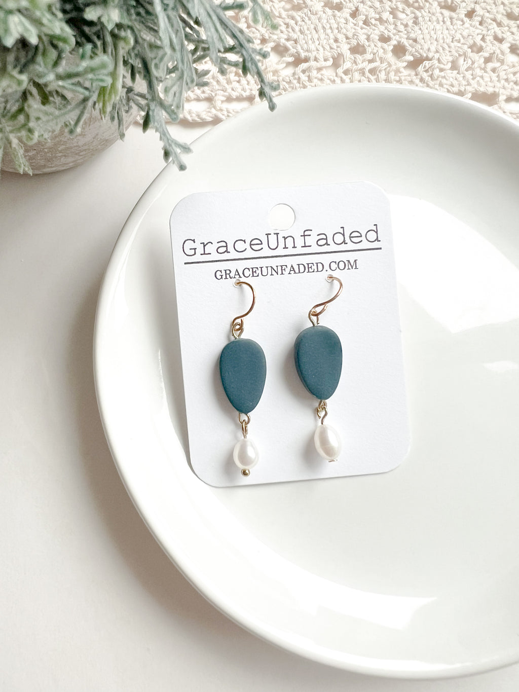 Pearl Drop (Multiple Colors)